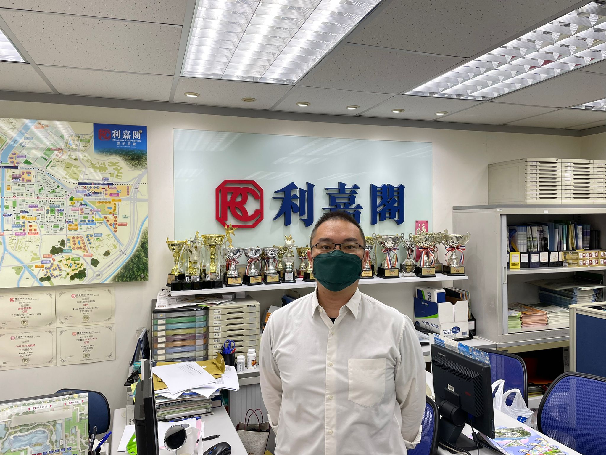 尚悅‧嶺池景一房戶沽439.8萬 「真盤源」筍盤多 買家議價後即入手 利嘉閣地產皇牌屋苑元朗-千色匯分行助理分區經理朱子華(Andy)表示,該行精英物業顧問陸裕東(Duncan)新 undefined