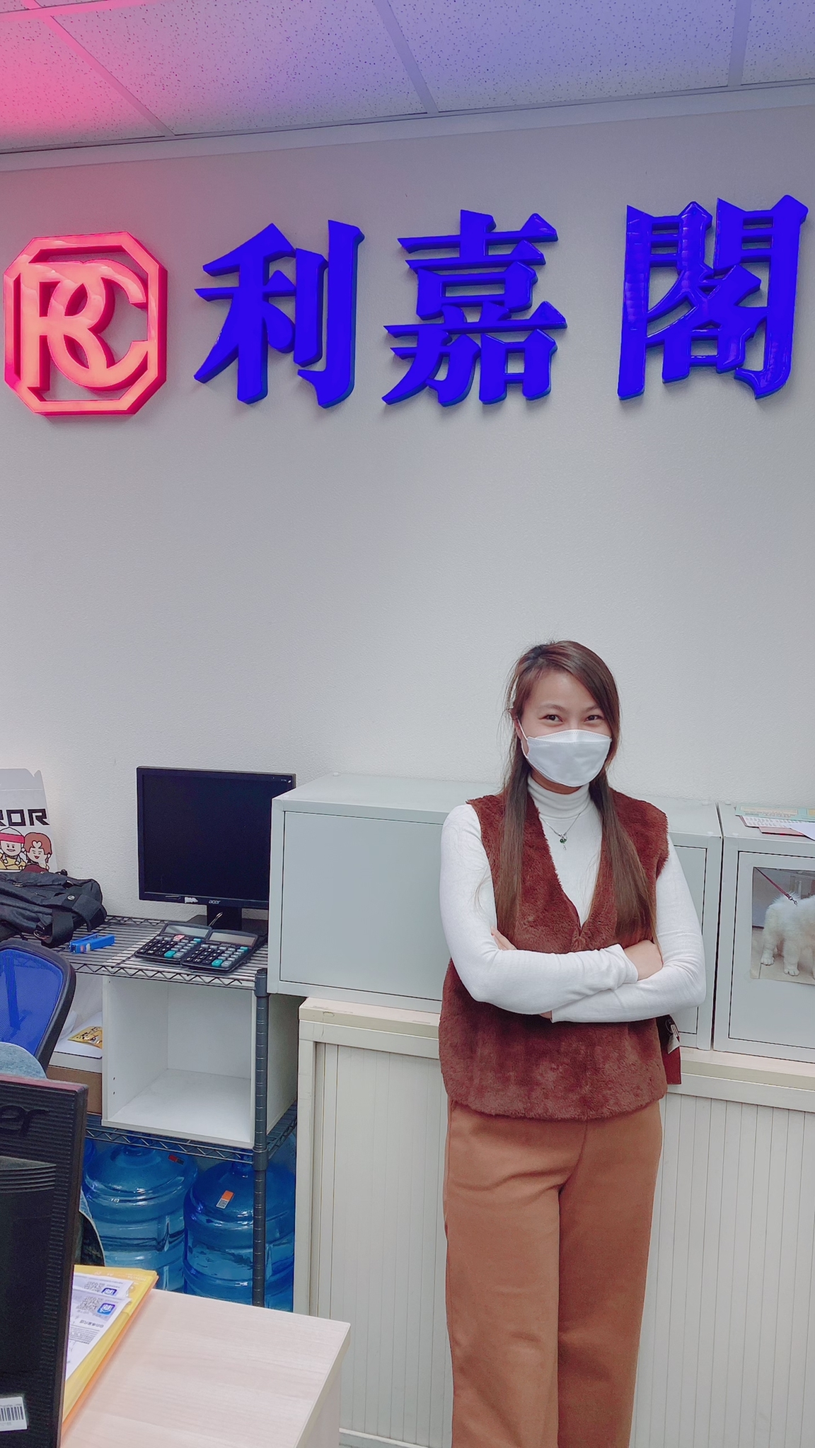 西环加惠台中层三房套1,110万易手 尺价17,370元 上车客睇准时机觅笋盘 业主赚逾8球离场 利嘉阁地产西半山分区经理黄祥涌(Keith)表示,该行高级客户经理王雪如(Toby),新近促成坚尼地城加惠台1 undefined