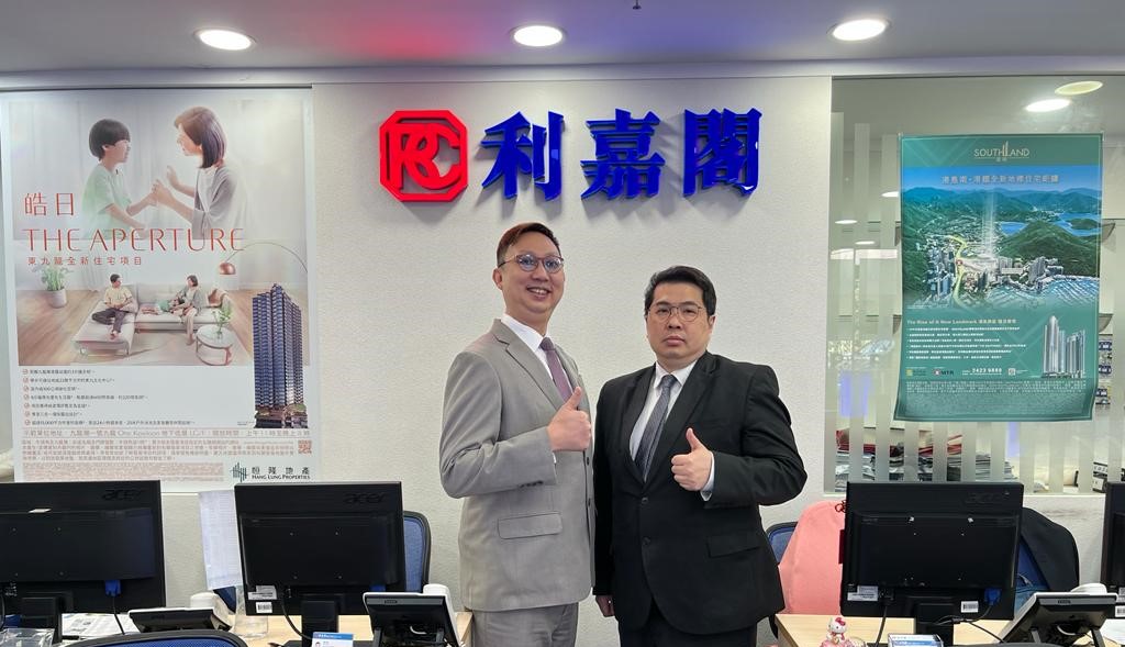 清水湾半岛山景三房套「意头价」933.8万易手 「真盘源」四大承诺大增置业信心 成功个案众多 利嘉阁地产皇牌屋苑调景岭站分行(C组)首席联席董事罗志雄(Franki)表示,该行旗下精英客户董... undefined