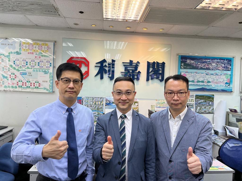 淘大花園兩房戶571萬沽 業主放盤近一年終獲收租客承接 利嘉閣地產皇牌屋苑淘大一行高級聯席董事鮑允中(Eric)表示,該行旗下精英客戶董事周建成(Calvin)及客戶... undefined