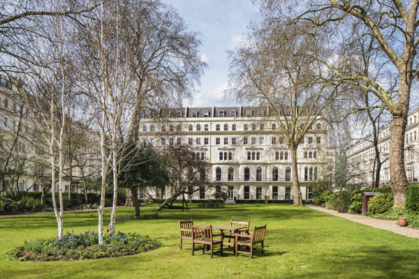 8692 Kensington Gardens Square by Joas Souza Photographer | 家的感覺 利嘉閣地產代理有限公司